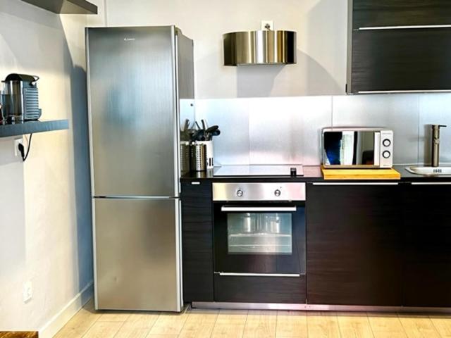 Cabernet Sauvignon Apartment. Surf Beach San Sebastian Buitenkant foto