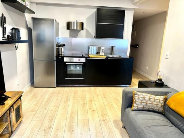 Cabernet Sauvignon Apartment. Surf Beach San Sebastian Buitenkant foto